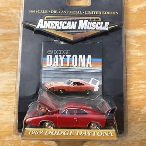 1969 Dodge Daytona RED 1:64 Ertl American Muscle
